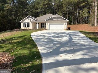 568 Eagle Heights Drive, Maysville, GA 30558