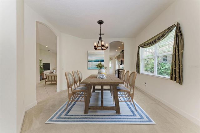 6841 74TH STREET CIRCLE E, Bradenton, FL 34203