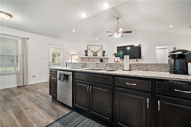 4562 Cypress Park Drive, Mobile, AL 36619