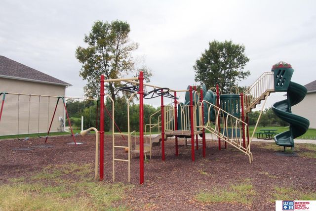 1330 W Carnoustie Court, Lincoln, NE 68521