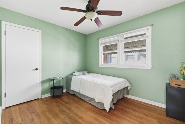 1659 33rd St, Moline, IL 61265