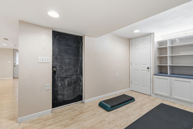 1659 33rd St, Moline, IL 61265