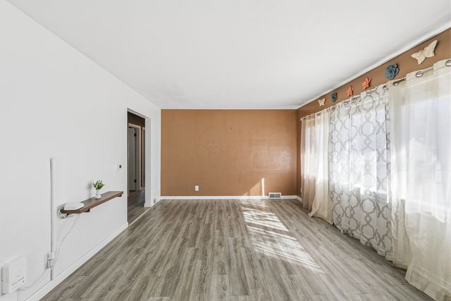 1659 33rd St, Moline, IL 61265