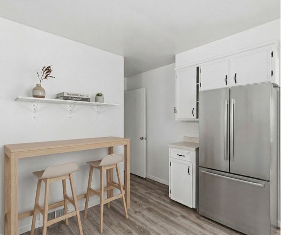 1659 33rd St, Moline, IL 61265