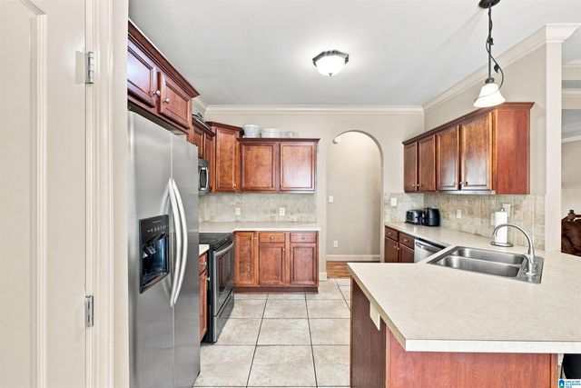 7836 ROCK CREEK CIRCLE, Bessemer, AL 35023
