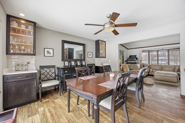 260 Prairiewood Drive S, Fargo, ND 58103