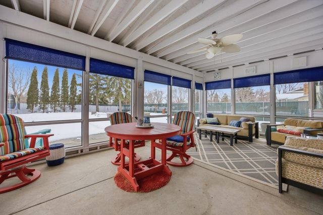 260 Prairiewood Drive S, Fargo, ND 58103