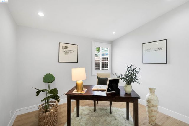 27830 Miami Ave, Hayward, CA 94545