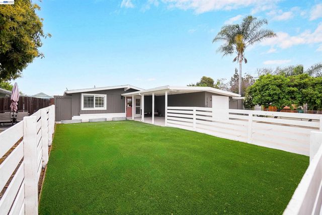 27830 Miami Ave, Hayward, CA 94545