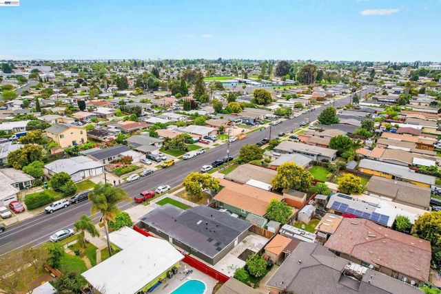 27830 Miami Ave, Hayward, CA 94545