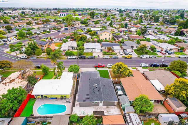 27830 Miami Ave, Hayward, CA 94545