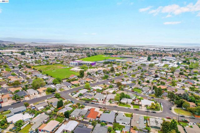 27830 Miami Ave, Hayward, CA 94545