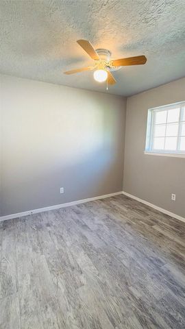 519 Magnolia Avenue, Crosby, TX 77532