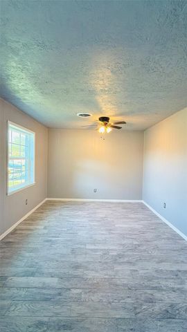 519 Magnolia Avenue, Crosby, TX 77532