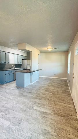 519 Magnolia Avenue, Crosby, TX 77532