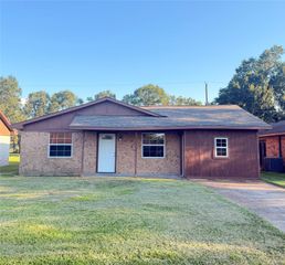 519 Magnolia Avenue, Crosby, TX 77532