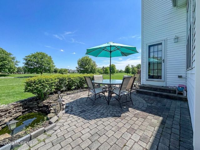 16 Tryall Boulevard, Monroe, NJ 08831