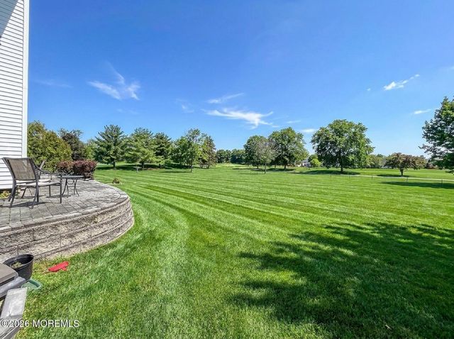 16 Tryall Boulevard, Monroe, NJ 08831