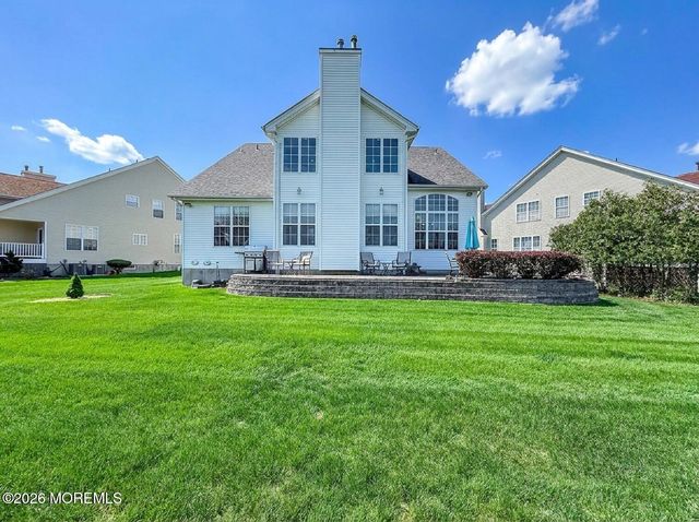 16 Tryall Boulevard, Monroe, NJ 08831