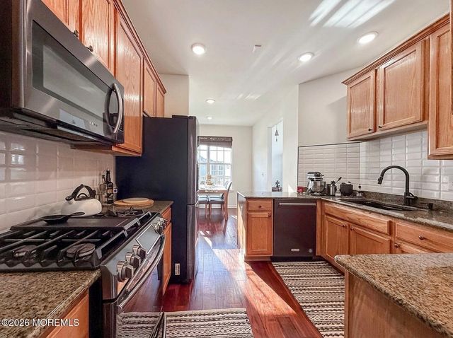 16 Tryall Boulevard, Monroe, NJ 08831
