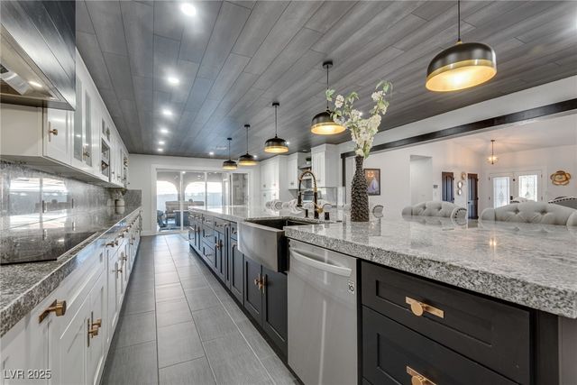 3580 West Ford Avenue, Las Vegas, NV 89139