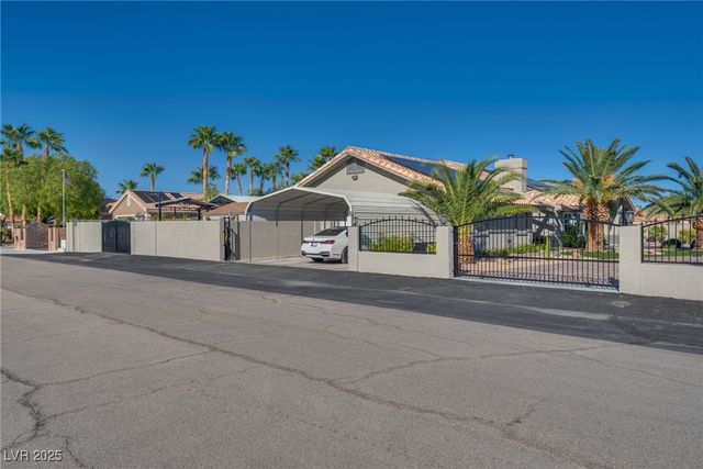 3580 West Ford Avenue, Las Vegas, NV 89139
