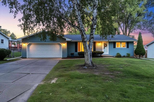 1110 MICHALINE DRIVE, Green Bay, WI 54304
