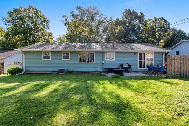 1110 MICHALINE DRIVE, Green Bay, WI 54304