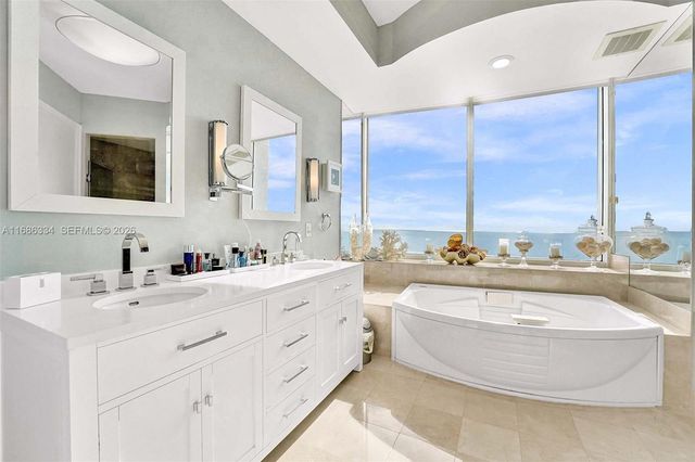 18101 Collins Avenue 3409, Sunny Isles Beach, FL 33160