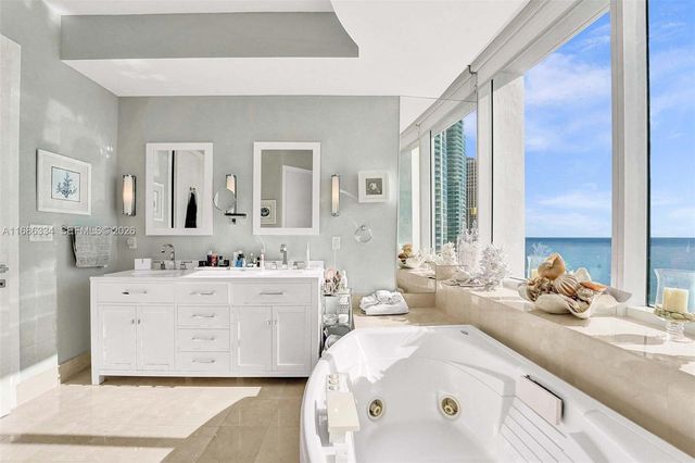 18101 Collins Avenue 3409, Sunny Isles Beach, FL 33160