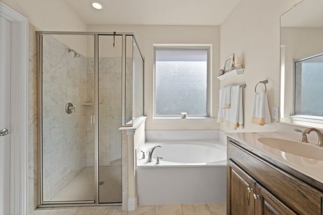 15532 Pioneer Bluff Trail, Fort Worth, TX 76262