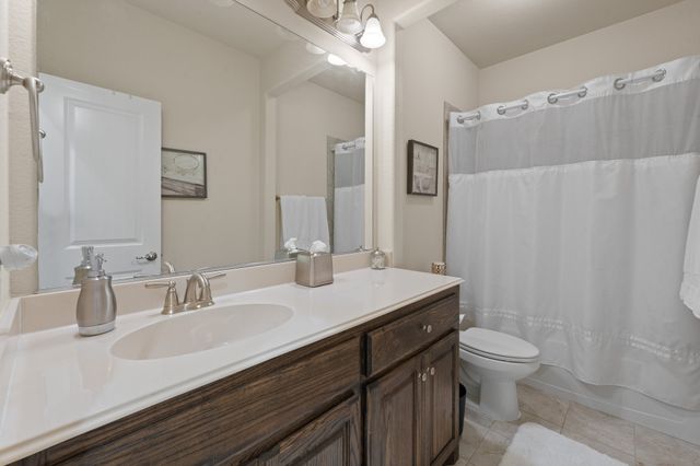 15532 Pioneer Bluff Trail, Fort Worth, TX 76262