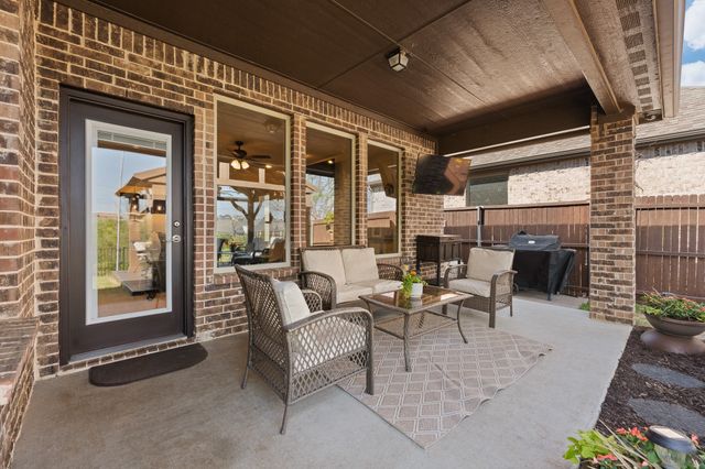 15532 Pioneer Bluff Trail, Fort Worth, TX 76262