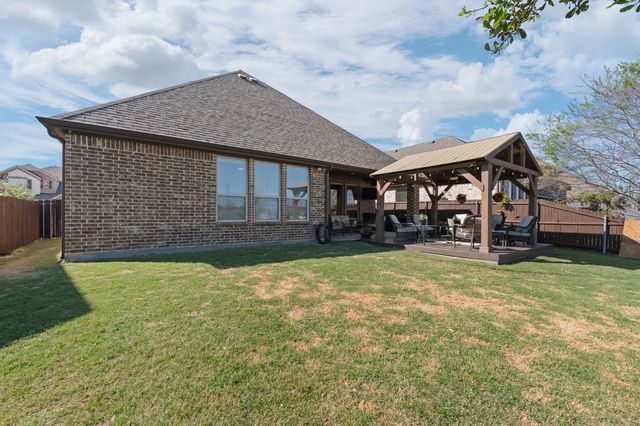 15532 Pioneer Bluff Trail, Fort Worth, TX 76262