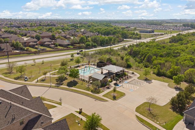 15532 Pioneer Bluff Trail, Fort Worth, TX 76262