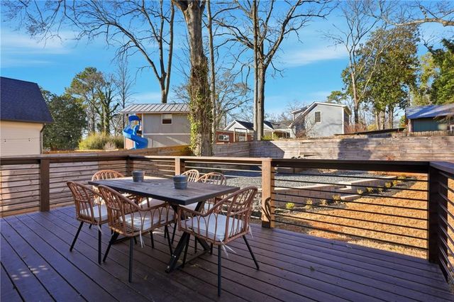 2876 SE Alexa SE Avenue, Atlanta, GA 30317