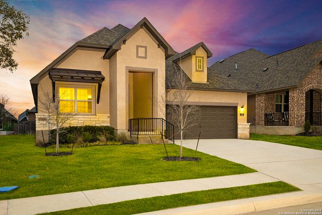 176 Burning Star, Castroville, TX 78009