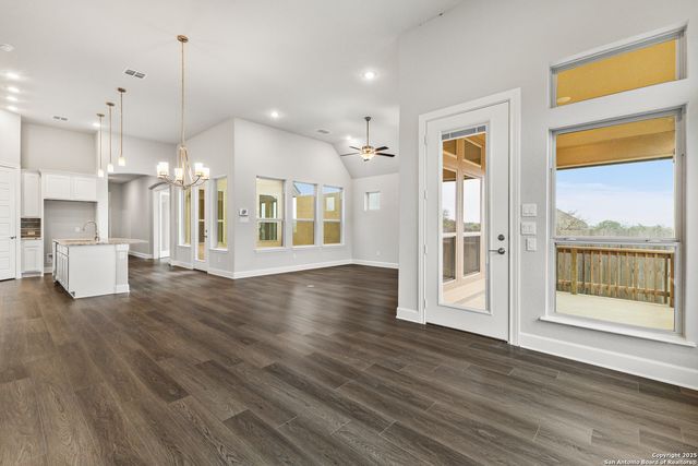 176 Burning Star, Castroville, TX 78009