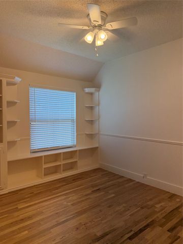 4527 Wescott Drive, Grand Prairie, TX 75052