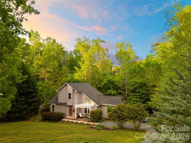 138 Uwharrie Court, Mount Gilead, NC 27306