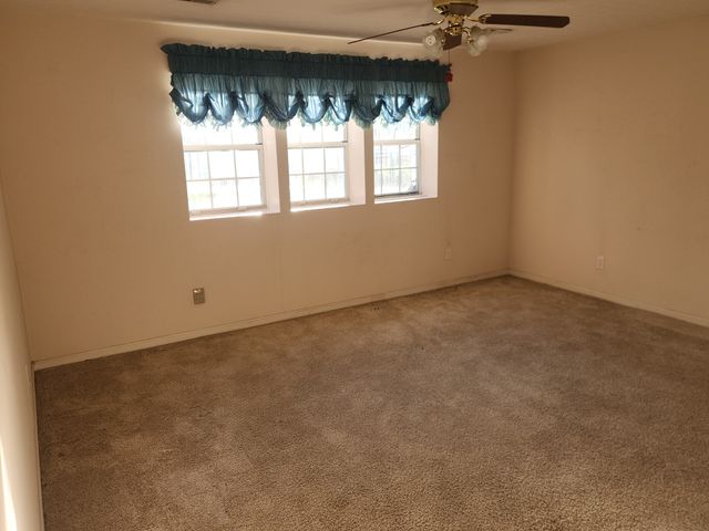 951 Belvedere Dr, Gallatin, TN 37066