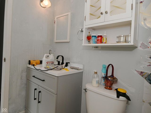 7920 Corey Court, Indianapolis, IN 46227