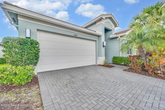 12127 SW Jasper Lake Way, Port St. Lucie, FL 34987