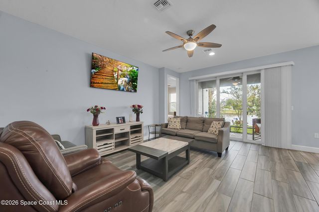 12127 SW Jasper Lake Way, Port St. Lucie, FL 34987