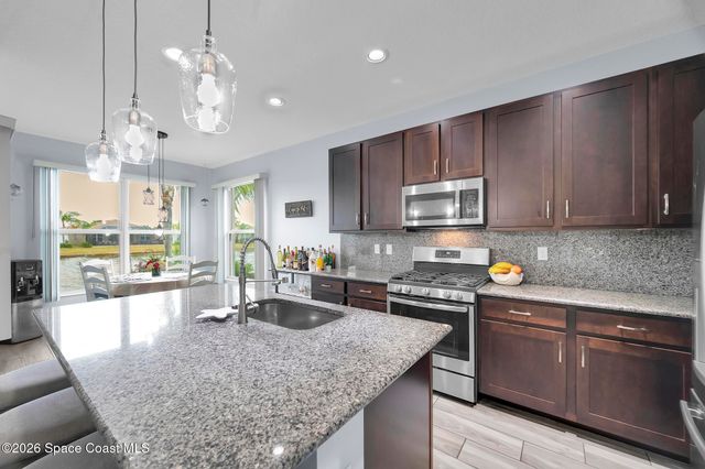 12127 SW Jasper Lake Way, Port St. Lucie, FL 34987