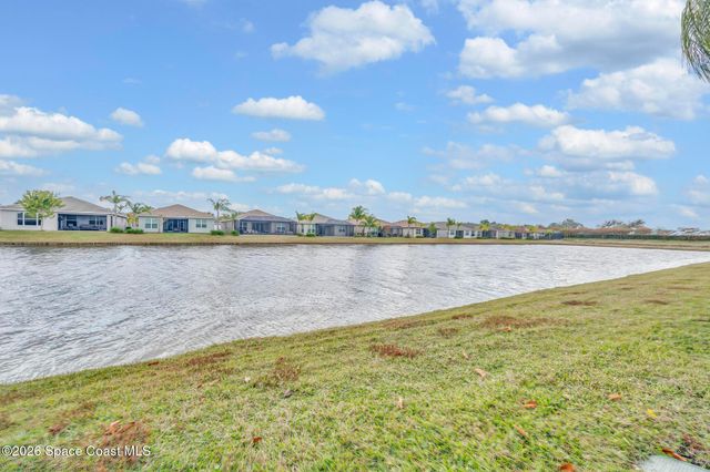 12127 SW Jasper Lake Way, Port St. Lucie, FL 34987