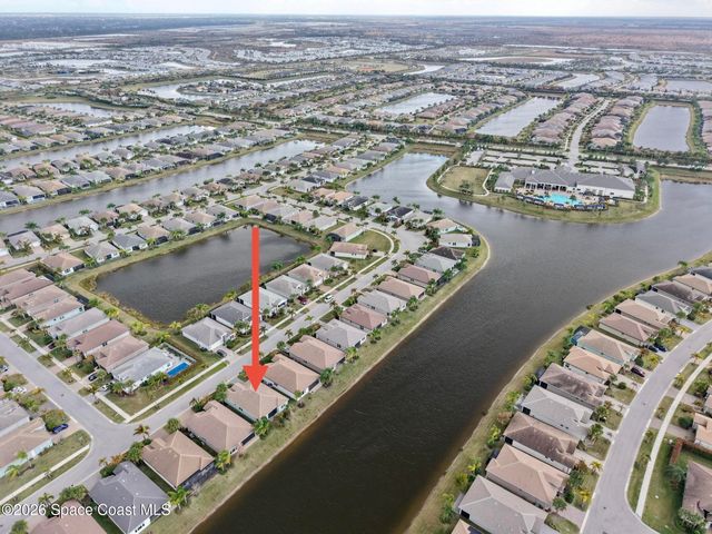 12127 SW Jasper Lake Way, Port St. Lucie, FL 34987