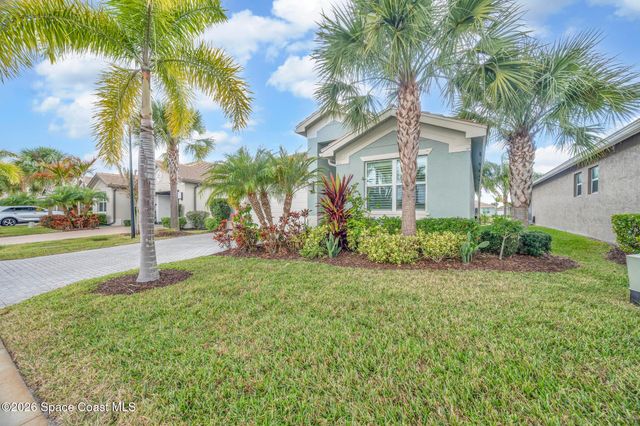 12127 SW Jasper Lake Way, Port St. Lucie, FL 34987
