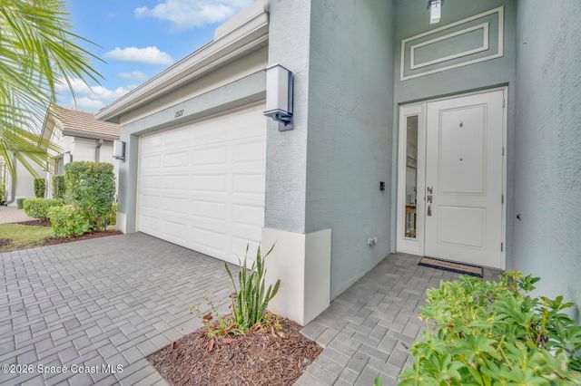 12127 SW Jasper Lake Way, Port St. Lucie, FL 34987
