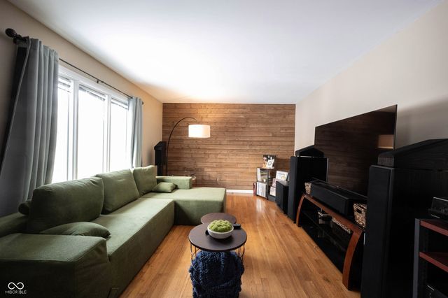 8720 Ellington Drive, Indianapolis, IN 46234